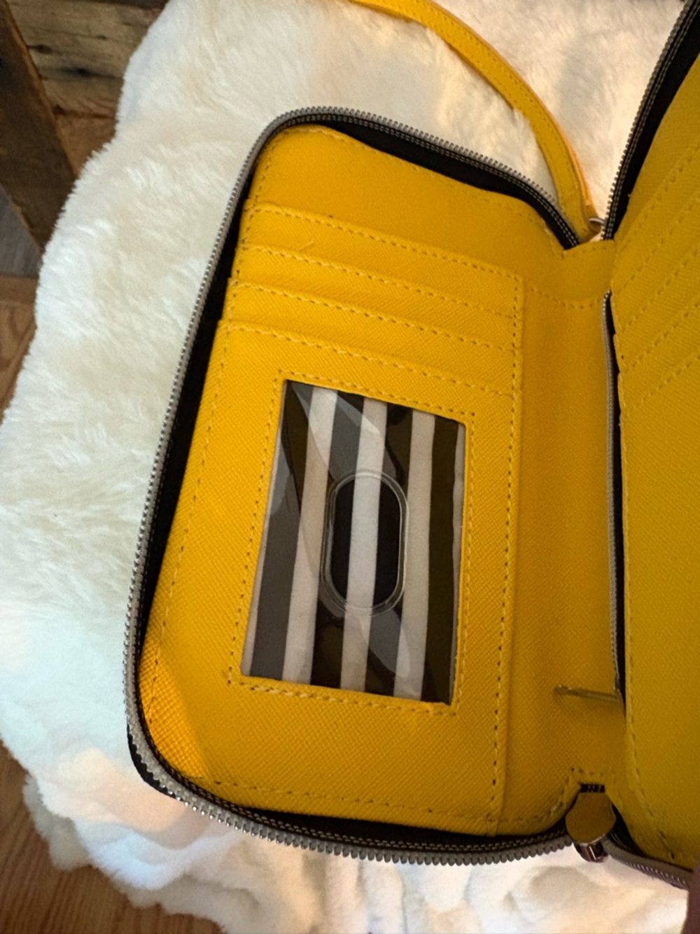 Yellow Dachshund Phone Crossbody with Chain Strap - Picture 6 of 6